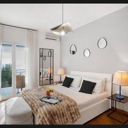 Mamariviera Home Holidays Sanremo - Casa Vista Mare Con Piscina Kültér fotó