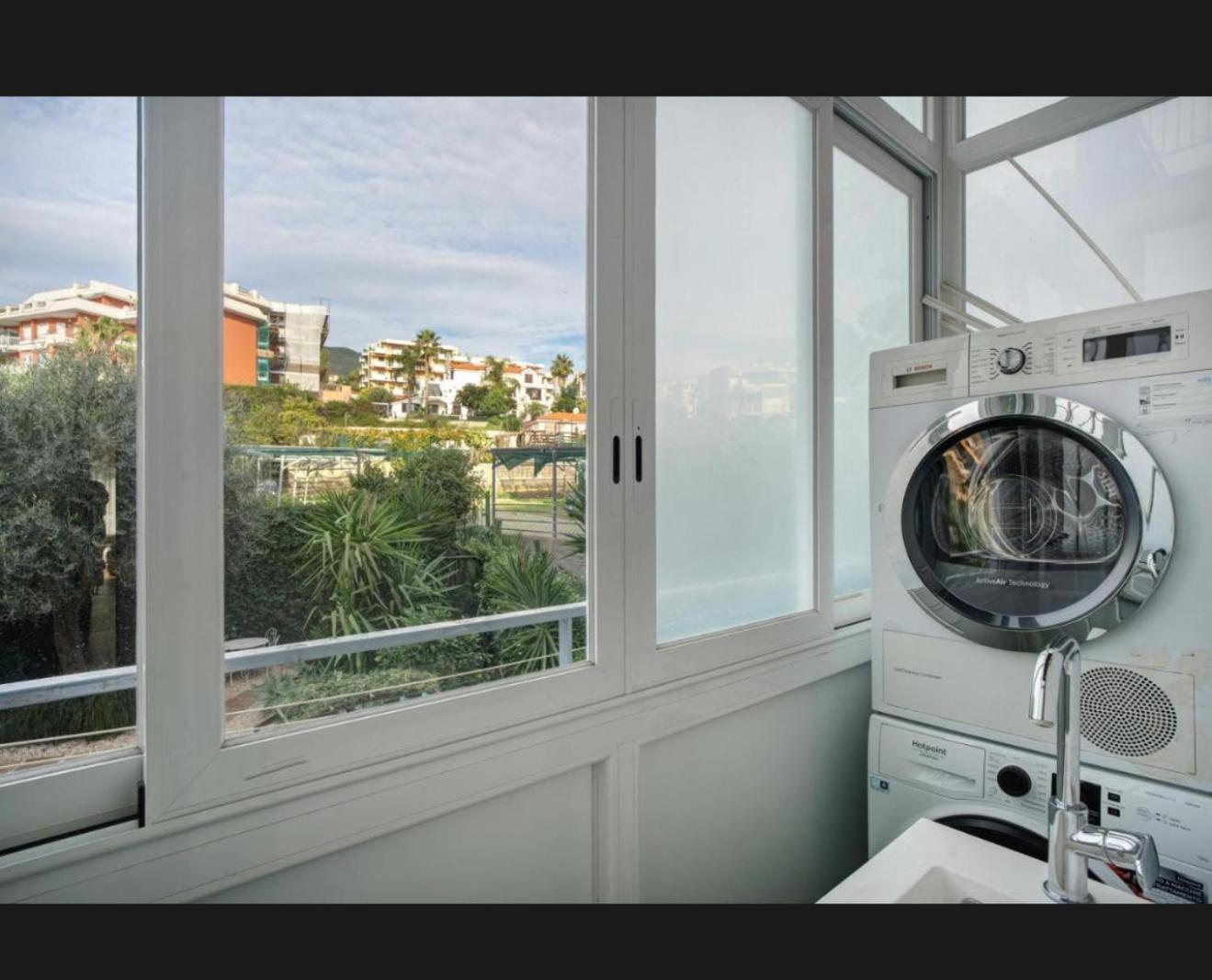 Mamariviera Home Holidays Sanremo - Casa Vista Mare Con Piscina Kültér fotó